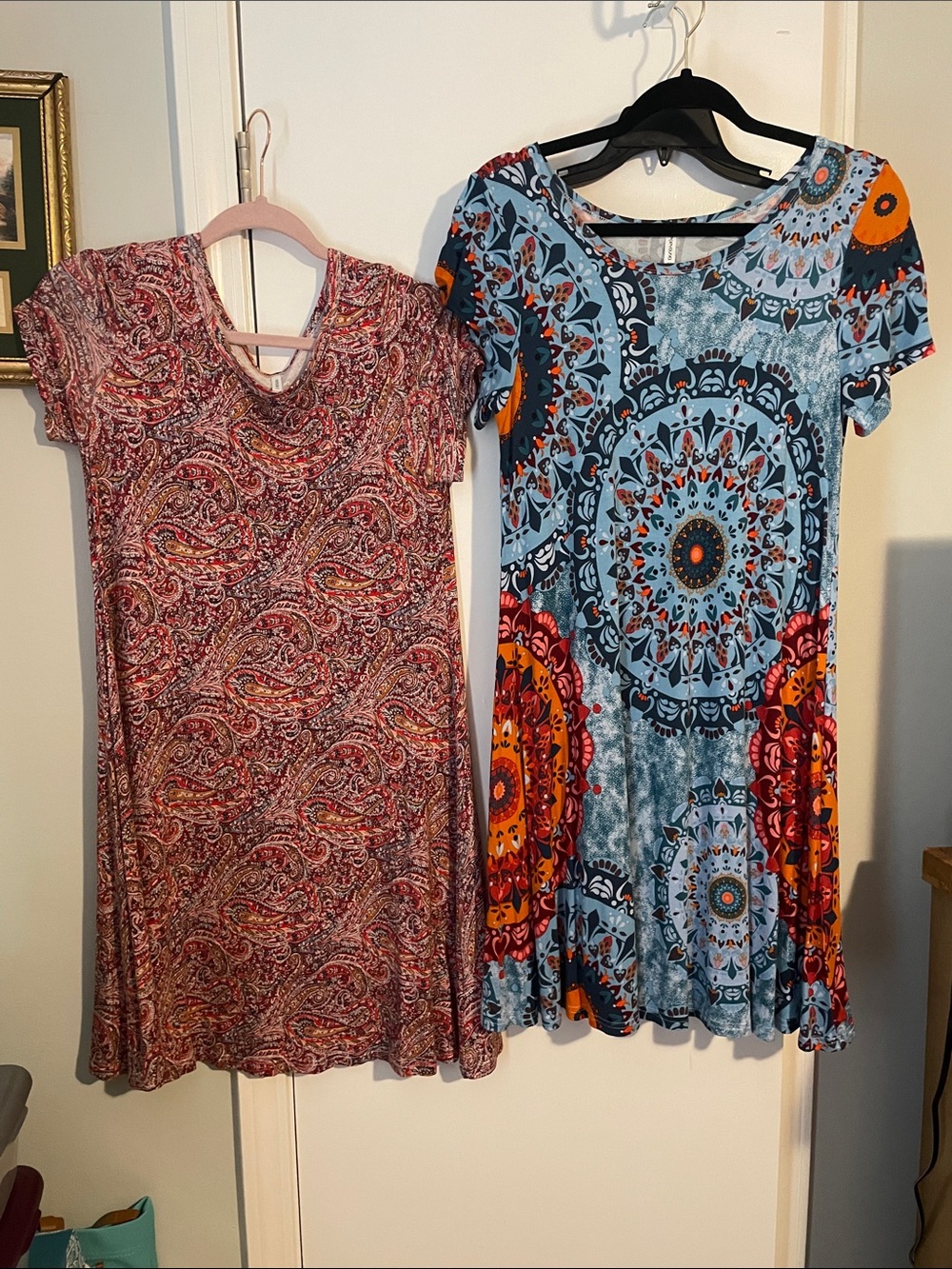1 Women's Blue & Orange Medallion Midi Dress - 1 Red and Burgundy